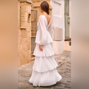 New Flowy Pleated Tiered Maxi Dress Bishop Long Sleeve White